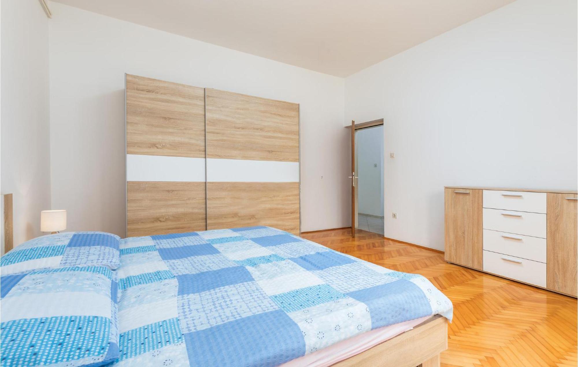 Lovely Apartment In Fazana With Kitchen Exterior foto