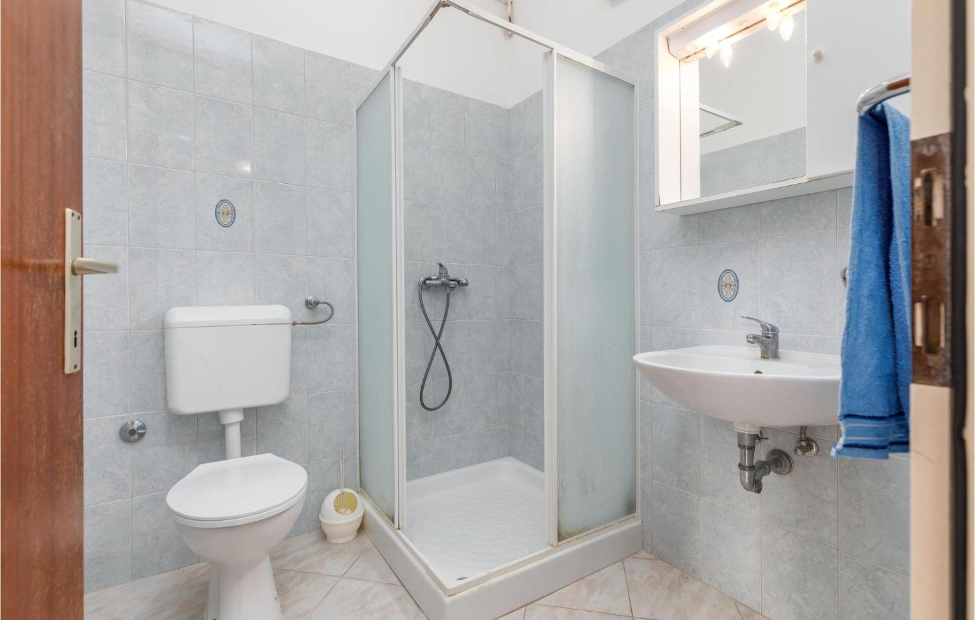 Lovely Apartment In Fazana With Kitchen Exterior foto
